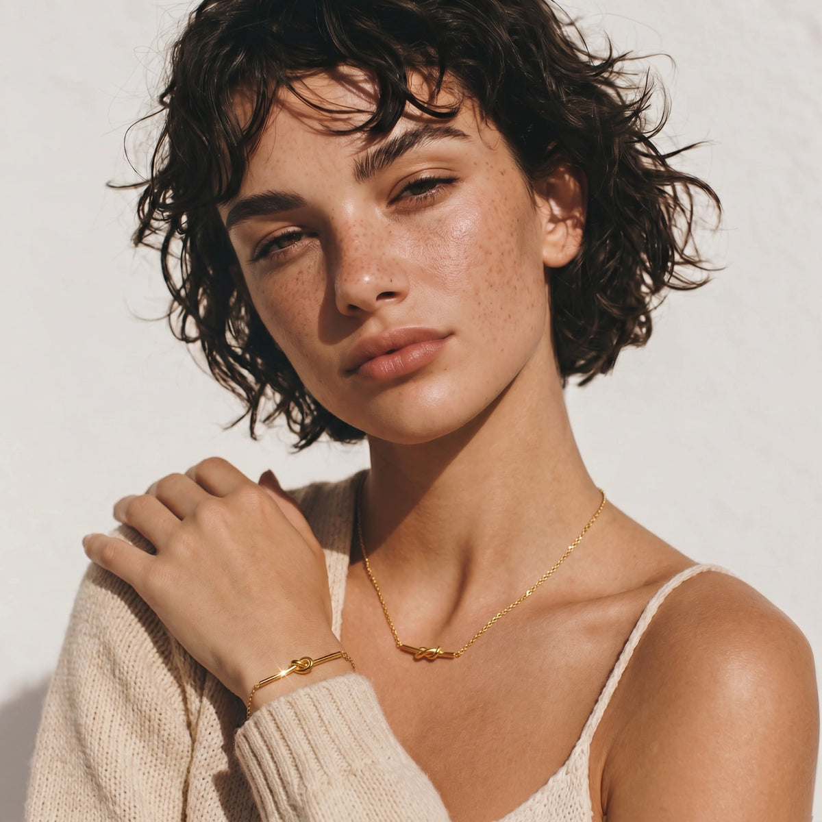 Unity Knot Necklace - 18K Gold Plated