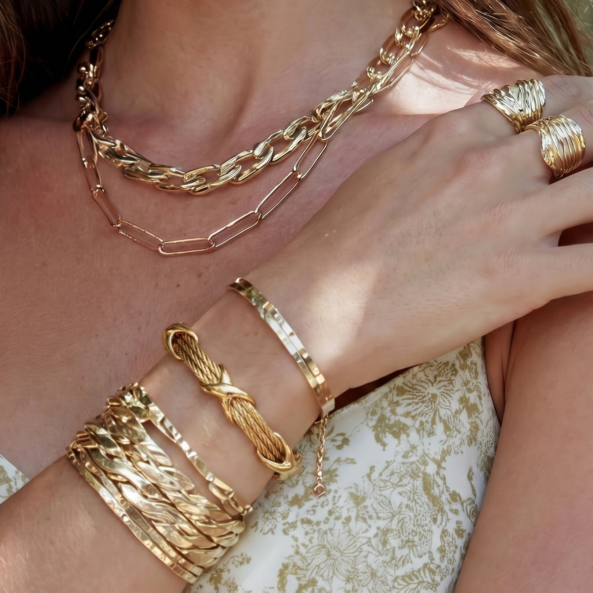 Cross Knot Cable Bracelet - 18K Gold Plated